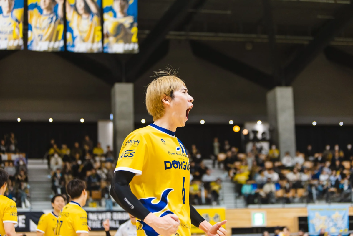 試合中に叫ぶ選手