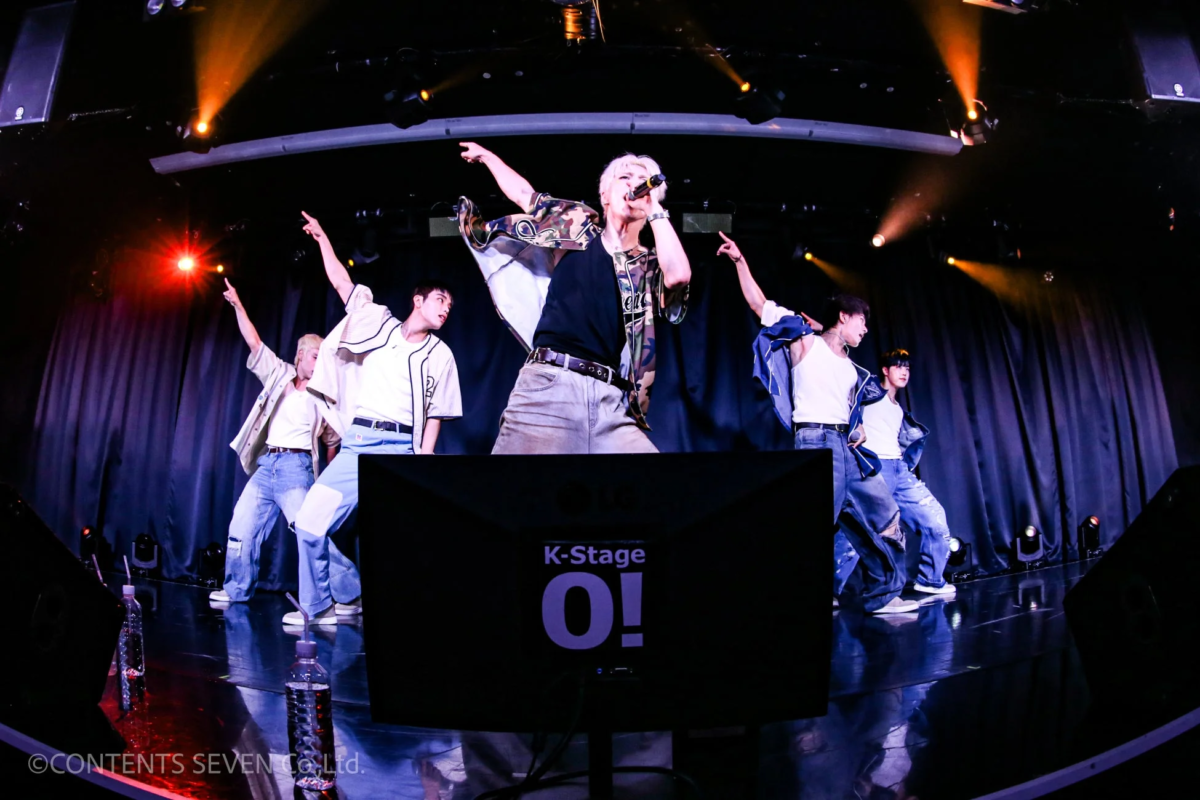 K-Stage O!で熱唱するCMDM